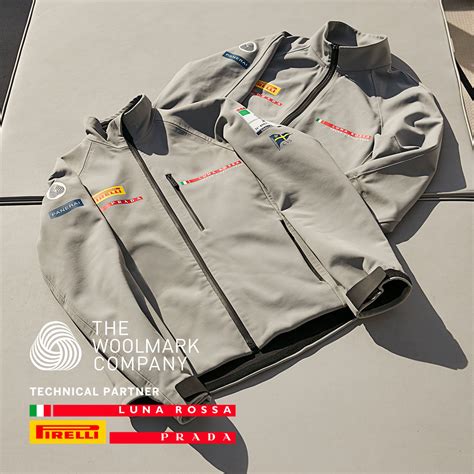 prada pirelli luna rossa abbigliamento|Luna Rossa Prada Pirelli.